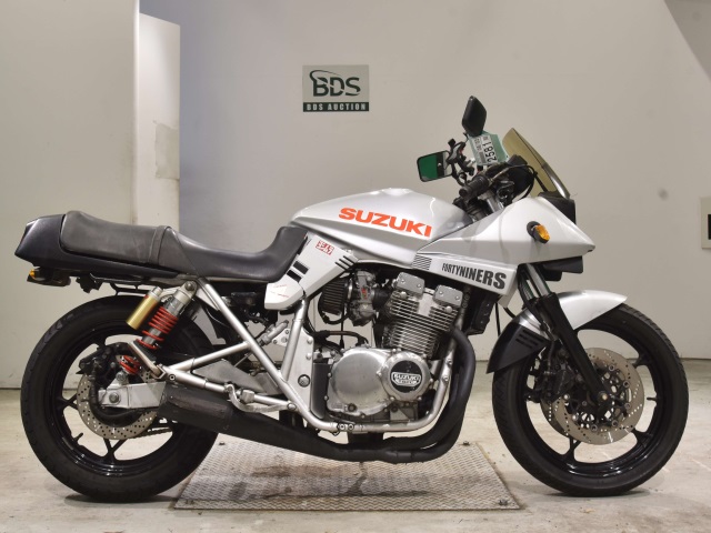 Suzuki GSX400S KATANA 1993