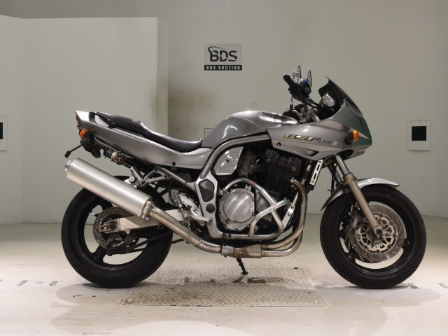 Suzuki GSF1200S 1998