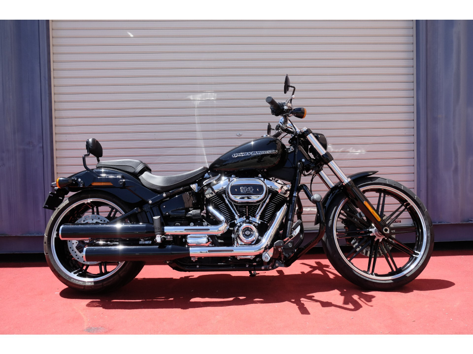 HD BREAKOUT FXBR1750 2018