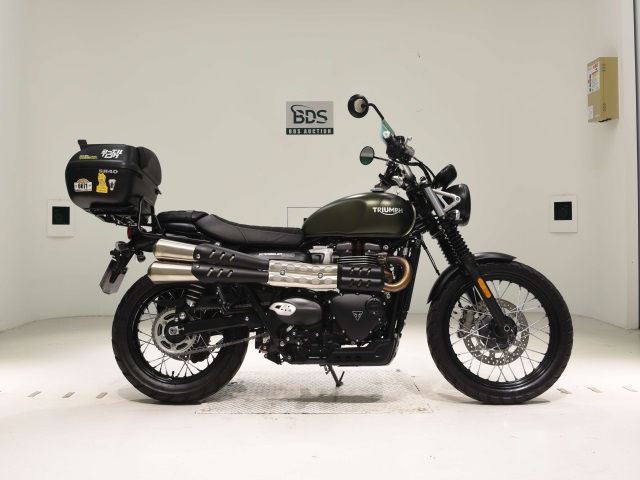 Triumph ｽﾄﾘｰﾄSCRAMBLER 2022