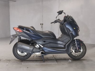 Yamaha X-MAX250
