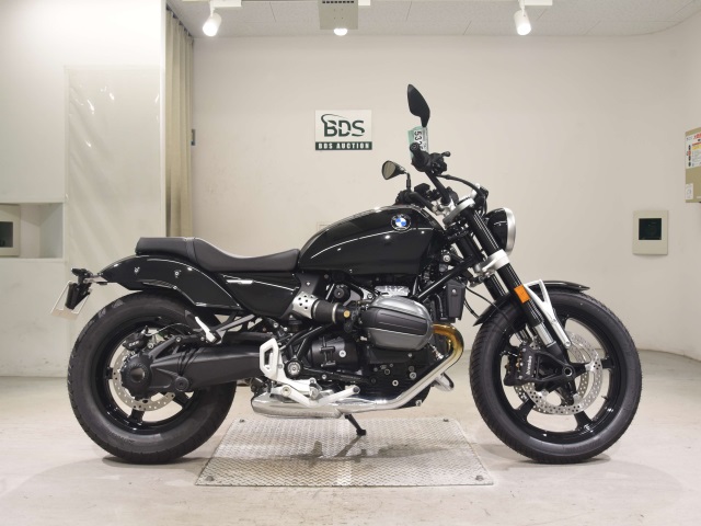 BMW R12 2024