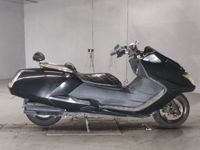Yamaha MAGZAM 2005