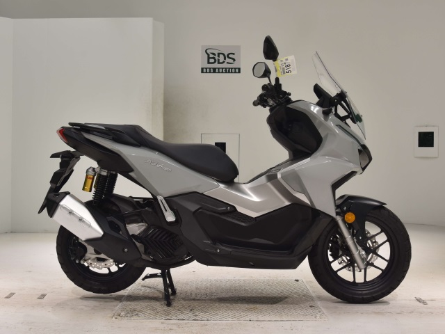 Honda ADV 160 2023