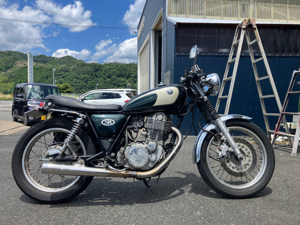 Yamaha SR400 2001
