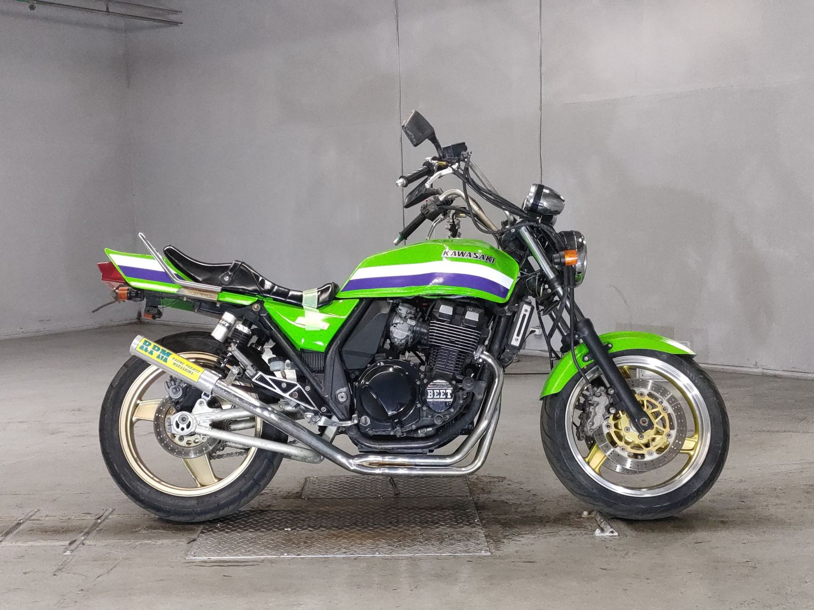 Kawasaki ZRX400 2001