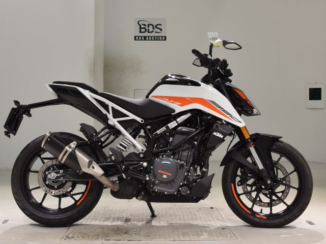 KTM 390 DUKE 2025