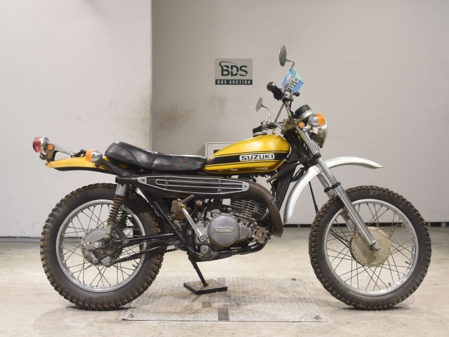 Suzuki TS250