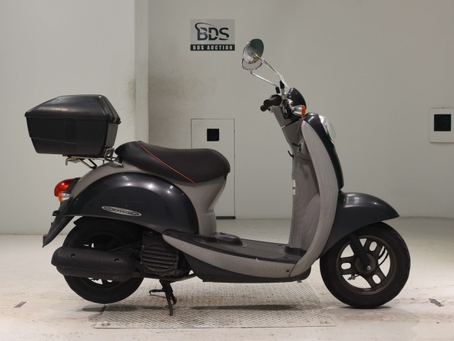 Honda SCOOPY50 2010