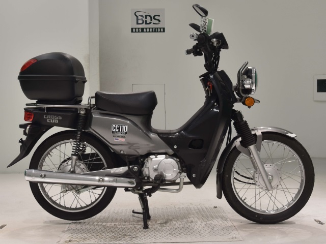 Honda CC110 CROSSCUB 2016
