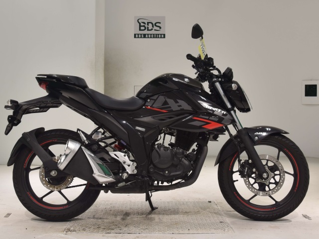 Suzuki GIXXER150