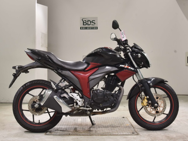 Suzuki GIXXER150