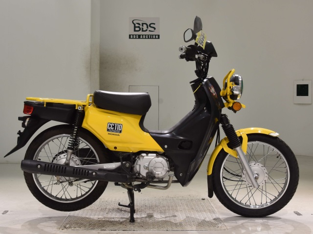 Honda CC110 CROSSCUB 2016
