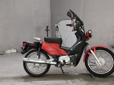 Honda CC110 CROSSCUB 2016