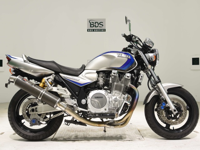 Yamaha XJR1300 2004
