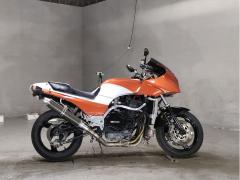 Kawasaki GPZ900R 1990