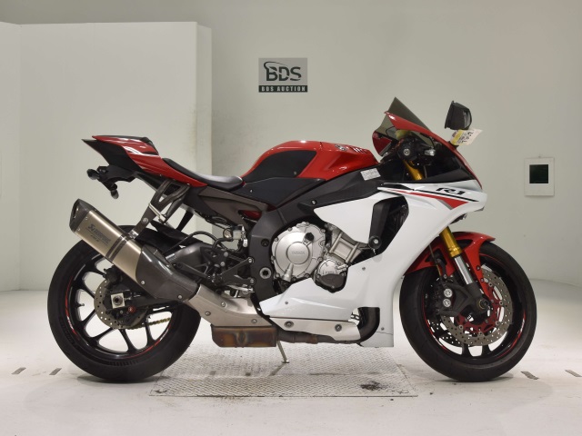 Yamaha YZF-R1 2015