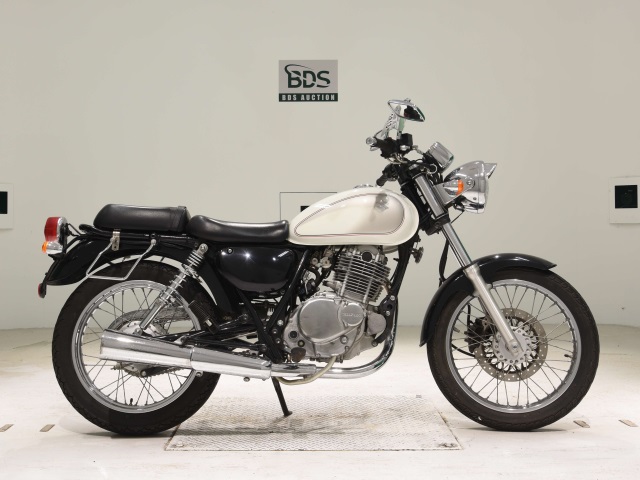 Suzuki ST250E 2012