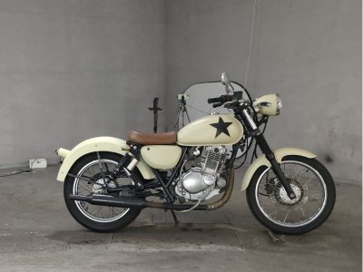 Suzuki ST250