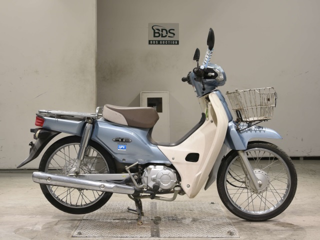 Honda C50 2012