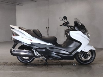 Suzuki SKYWAVE 250M