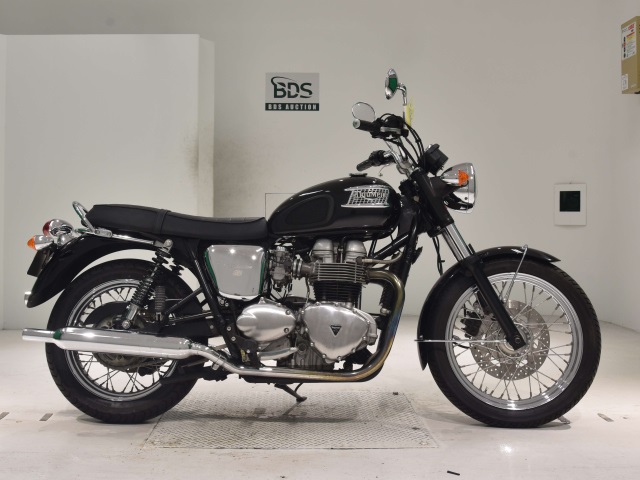 Triumph BONNEVILLE 2005