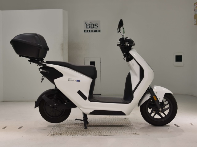 Honda EM1E: 2023