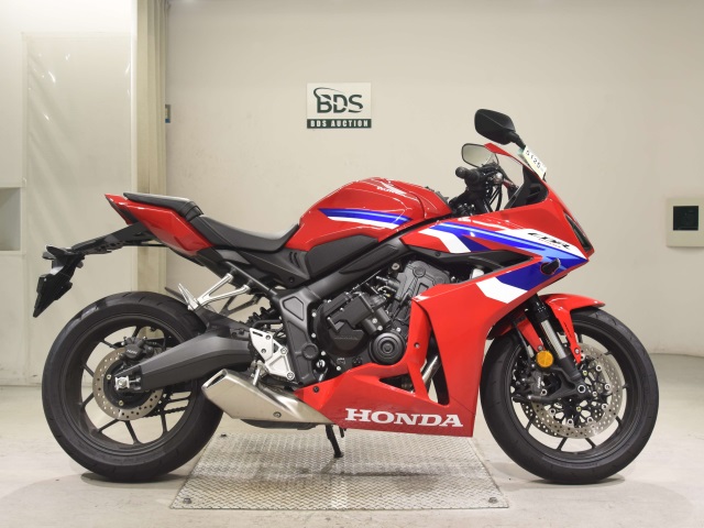 Honda CB650R 2025