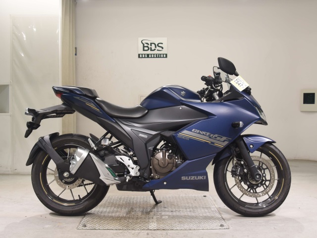 Suzuki GIXXER250SF