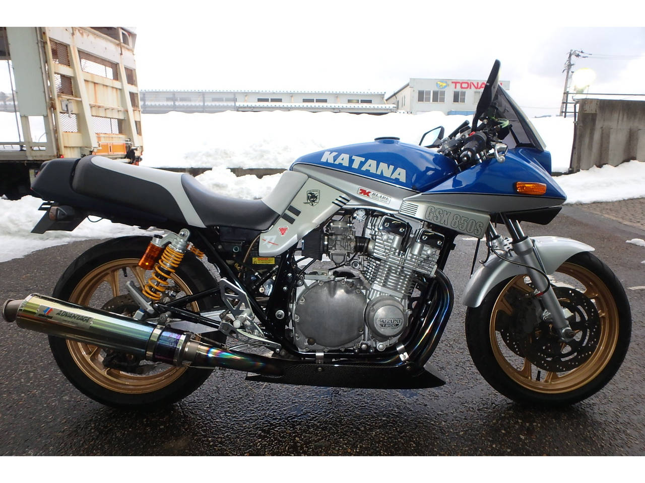 Suzuki GSX750S KATANA 1982