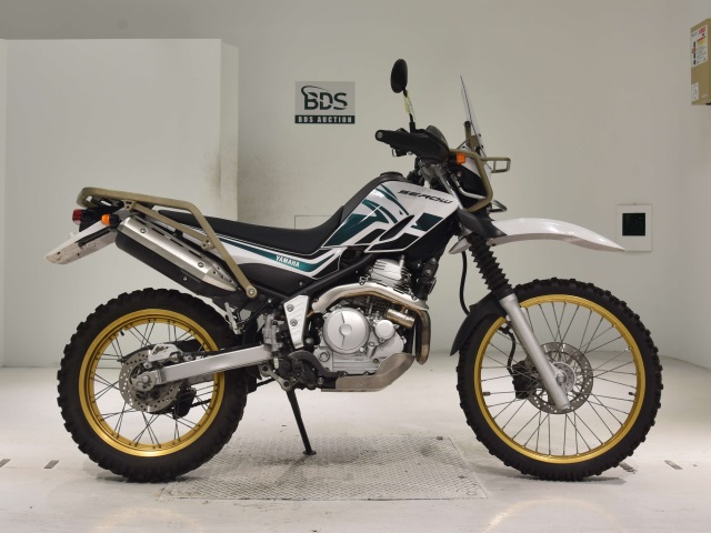 Yamaha SEROW XT250 2012