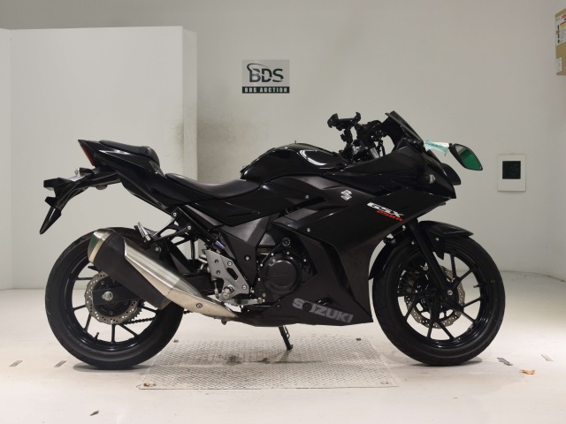 Suzuki GSX250R
