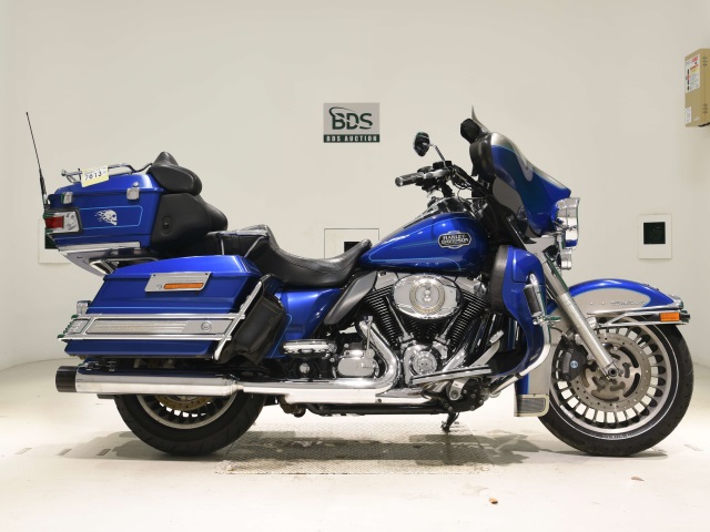 HD ELECTRA GLIDE FLHTCU TRIKE 2009