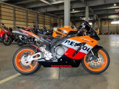 Honda CBR1000RR 2005
