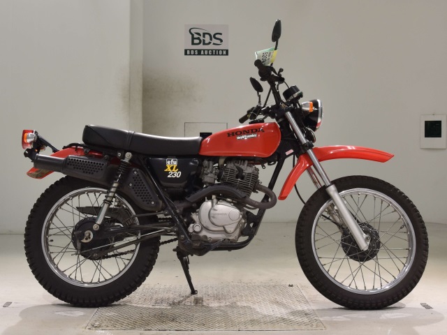 Honda XL230 2002