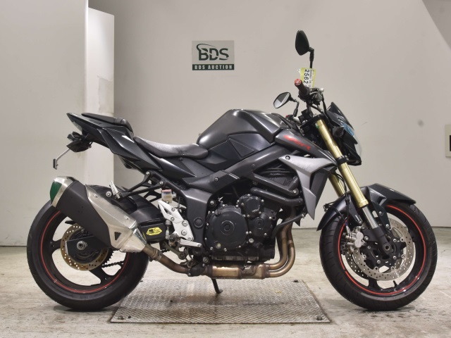 Suzuki GSR750A 2013