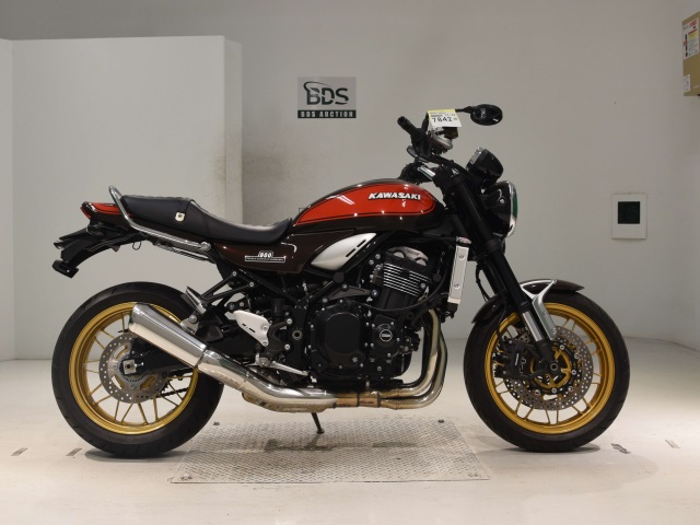 Kawasaki Z900RS 2022