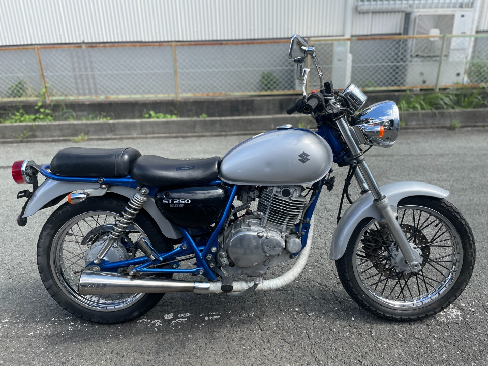 Suzuki ST250E