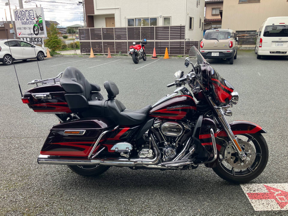 HD ELECTRA GLIDE FLHTKSE1800 2017