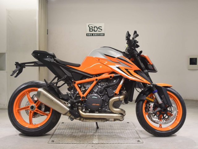 KTM 1290 SUPERDUKE R 2022