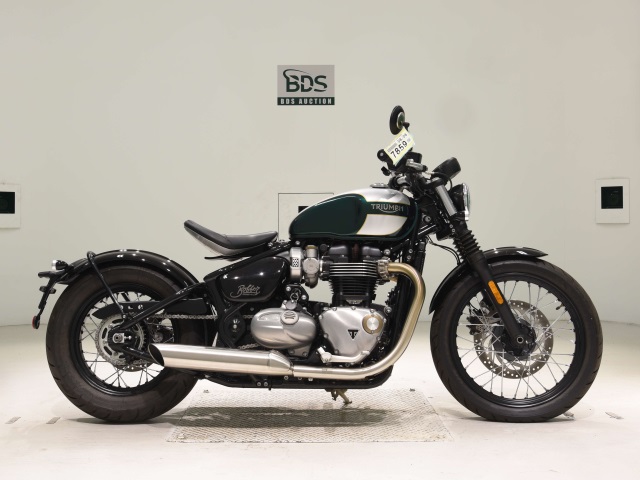 Triumph BONNEVILLE BOBBER 2021