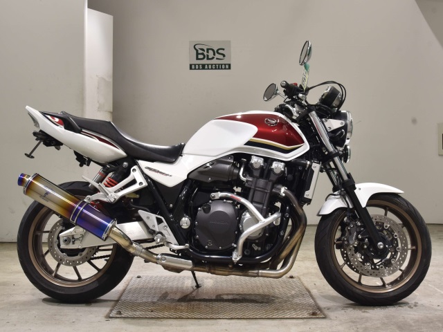 Honda CB1300SF 2018