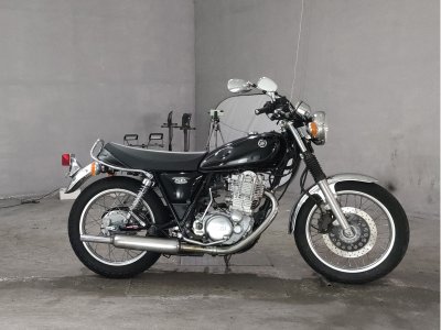 Yamaha SR400 2016