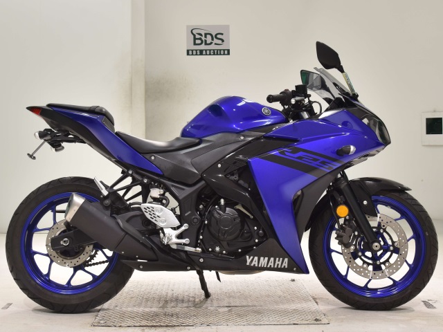 Yamaha YZF-R25 2018