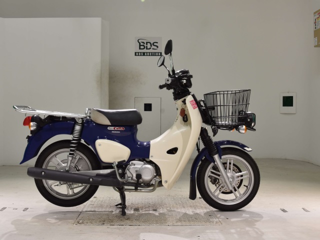 Honda C110 2022