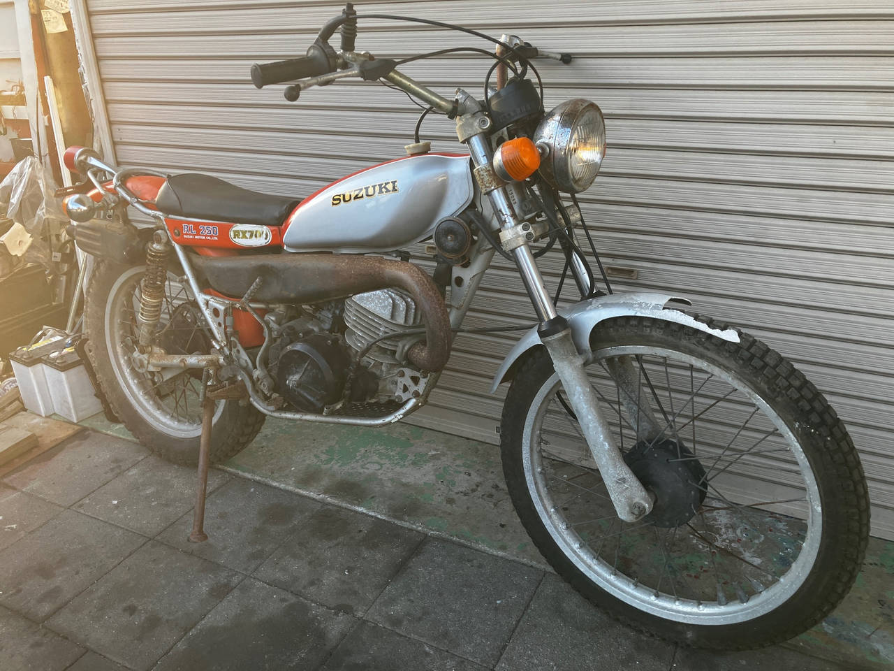 Suzuki RL250