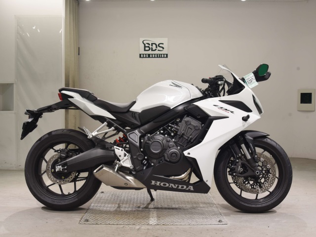 Honda CBR650R 2023