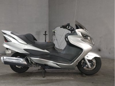 Suzuki SKYWAVE 250