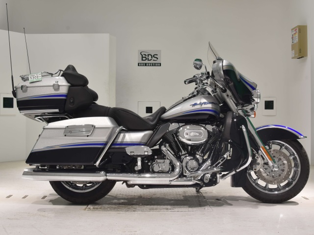 HD ELECTRA GLIDE FLHTCU1580 2009
