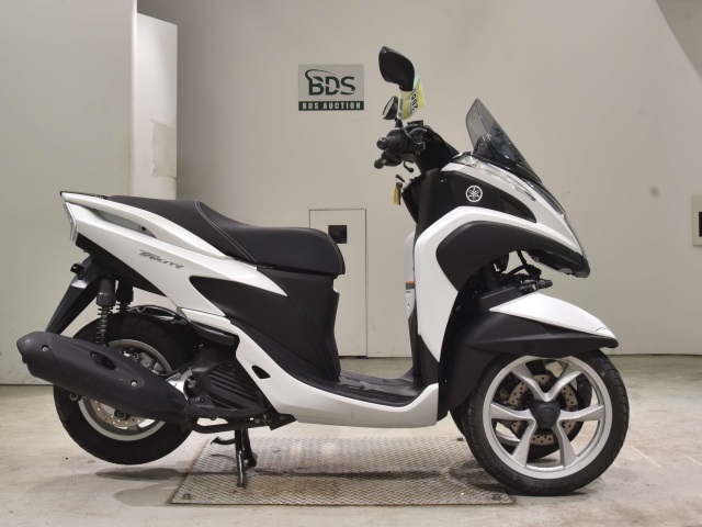 Yamaha TRICITY MW125 2015